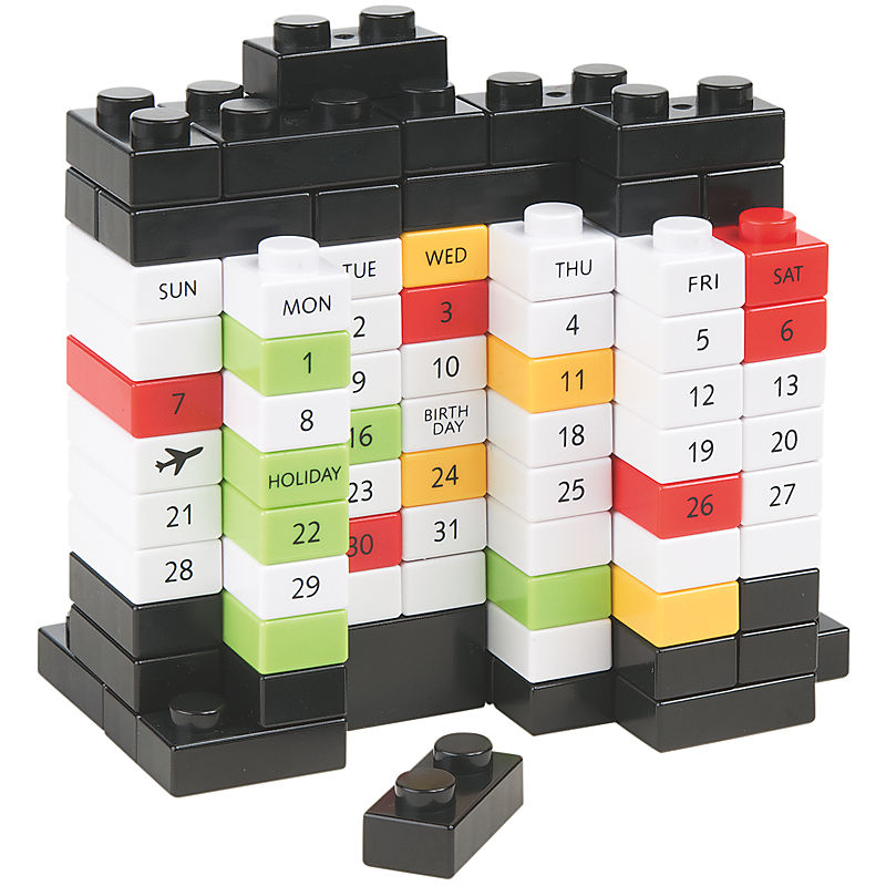 Image of a calendar made of legos