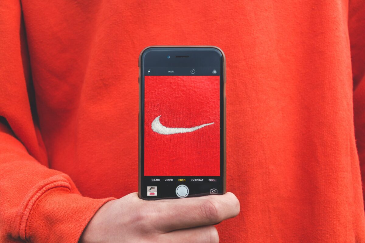 Featured Image for Maintaining Brand Loyalty in the Digital Age